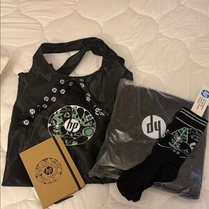 *free with purchase* HP Black and White and Green Accessory Collection